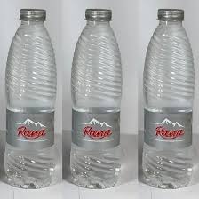 تصویر 3 از آب معدنی رعنا طعمی بی نظیر